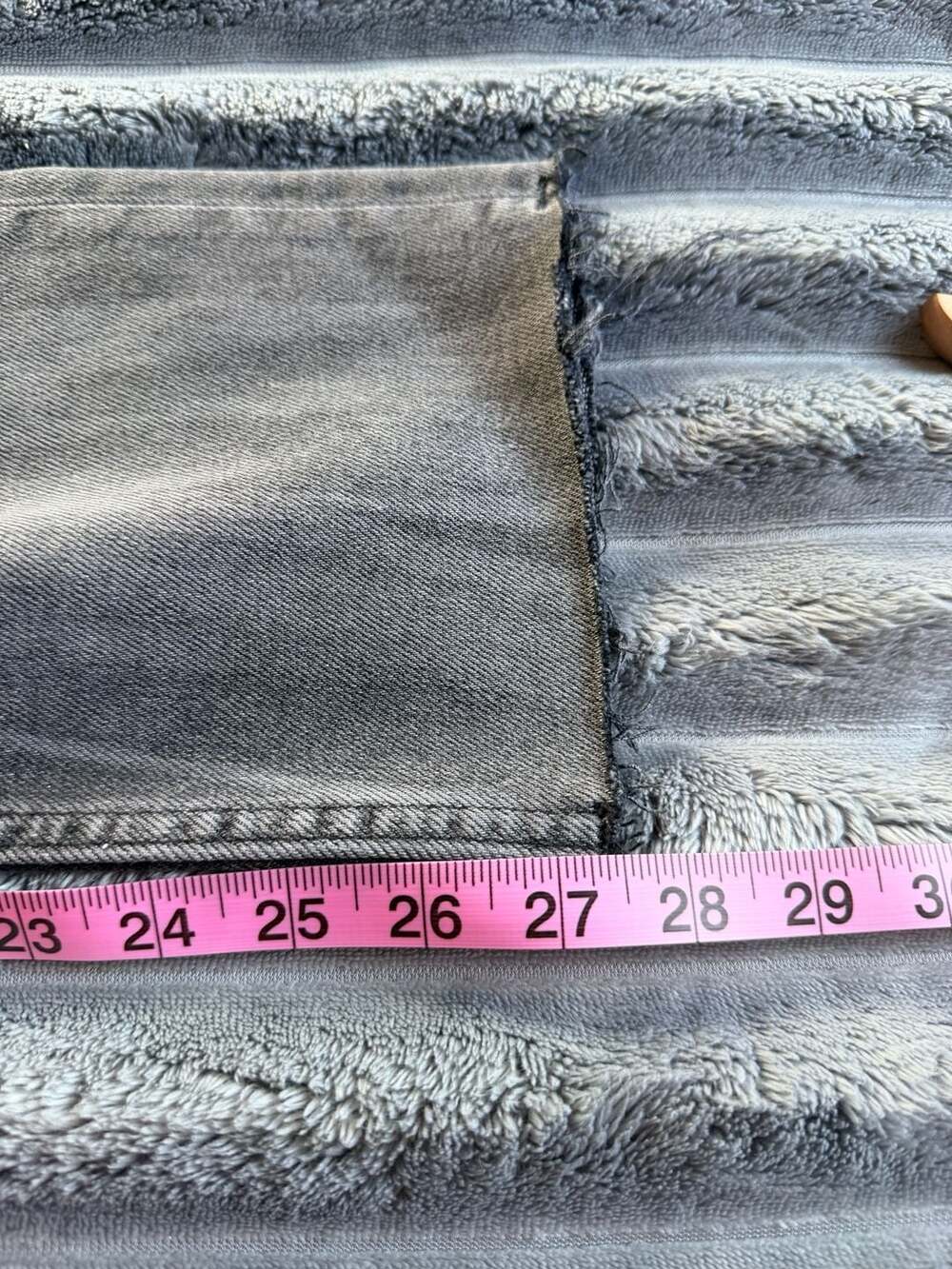 Pilcro The Vintage Straight Ripped Distressed Raw Hem Jeans 90s Grunge Indie - Picture 7 of 8